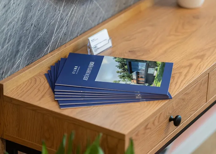 Sunny - Plac Wolnosci 6 アパート ポズナン