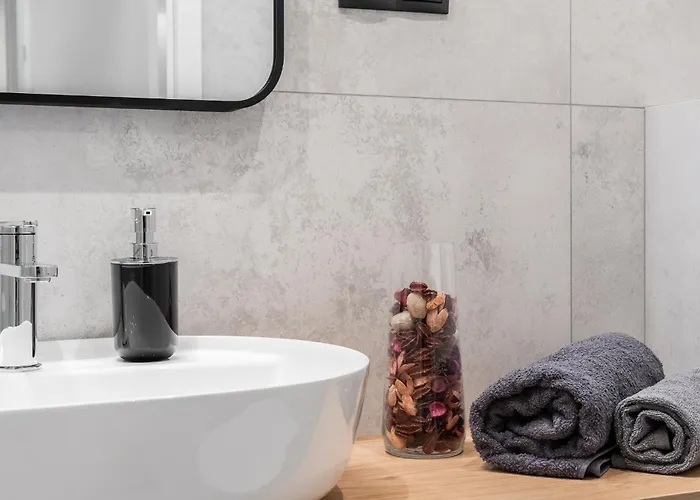 アパート Sunny - Plac Wolnosci 6 ポズナン