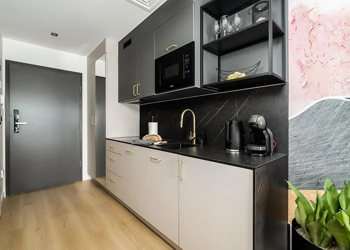 アパート Sunny - Plac Wolnosci 6 *