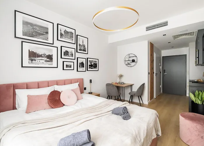 Sunny - Plac Wolnosci 6 * ポズナン